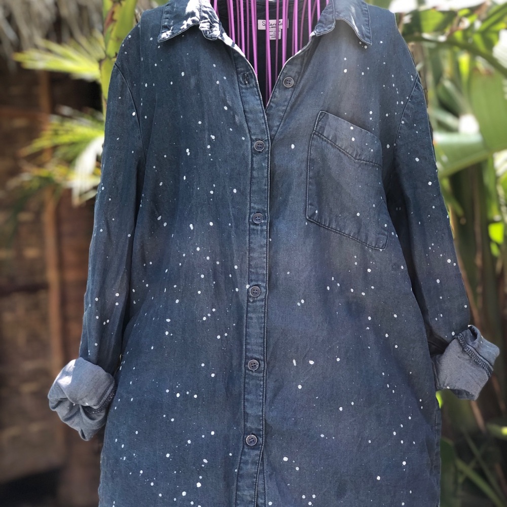 Splendid Chambray Button Down Top - image 6